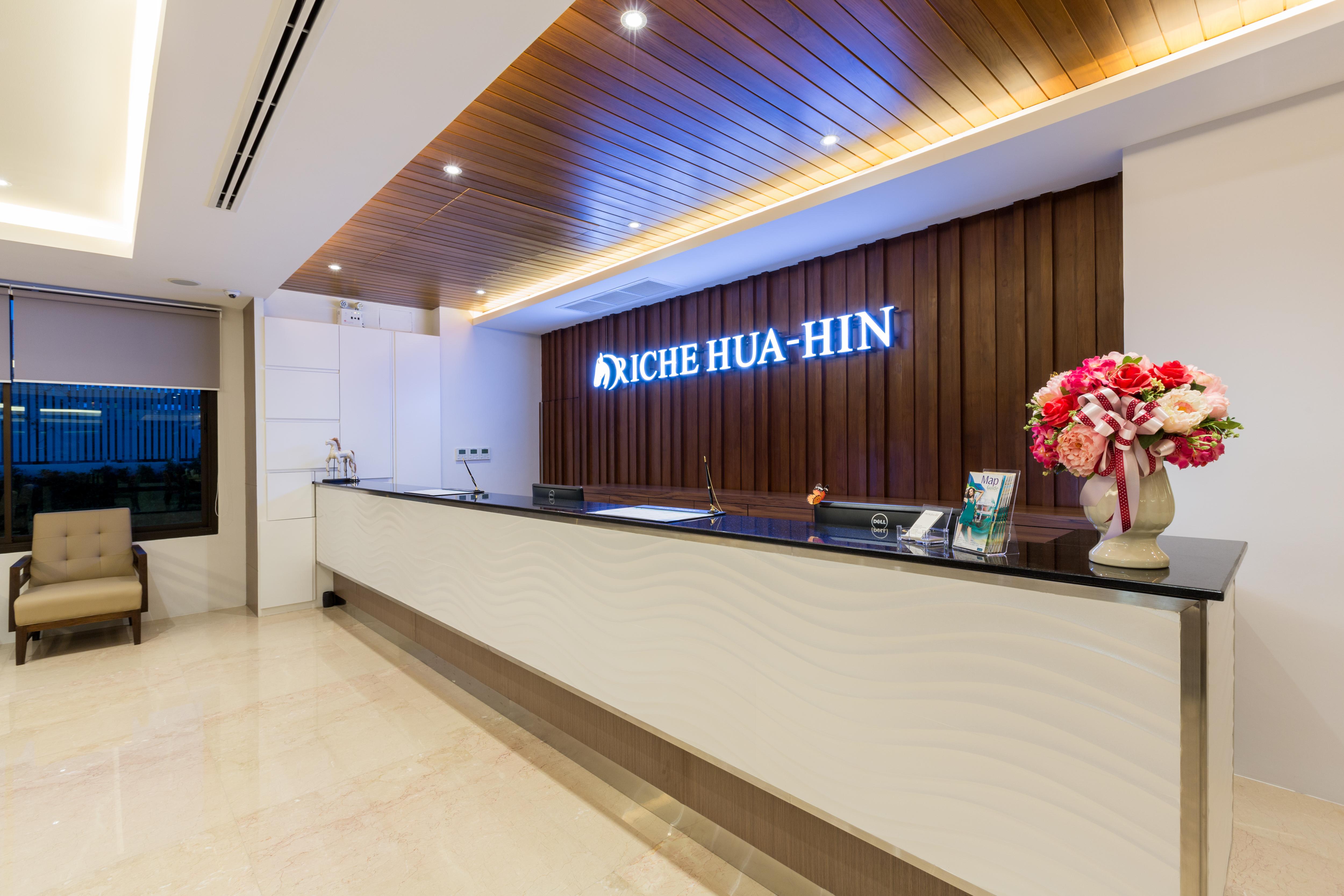 Riche Hua Hin Hotel - Sha Plus Extérieur photo