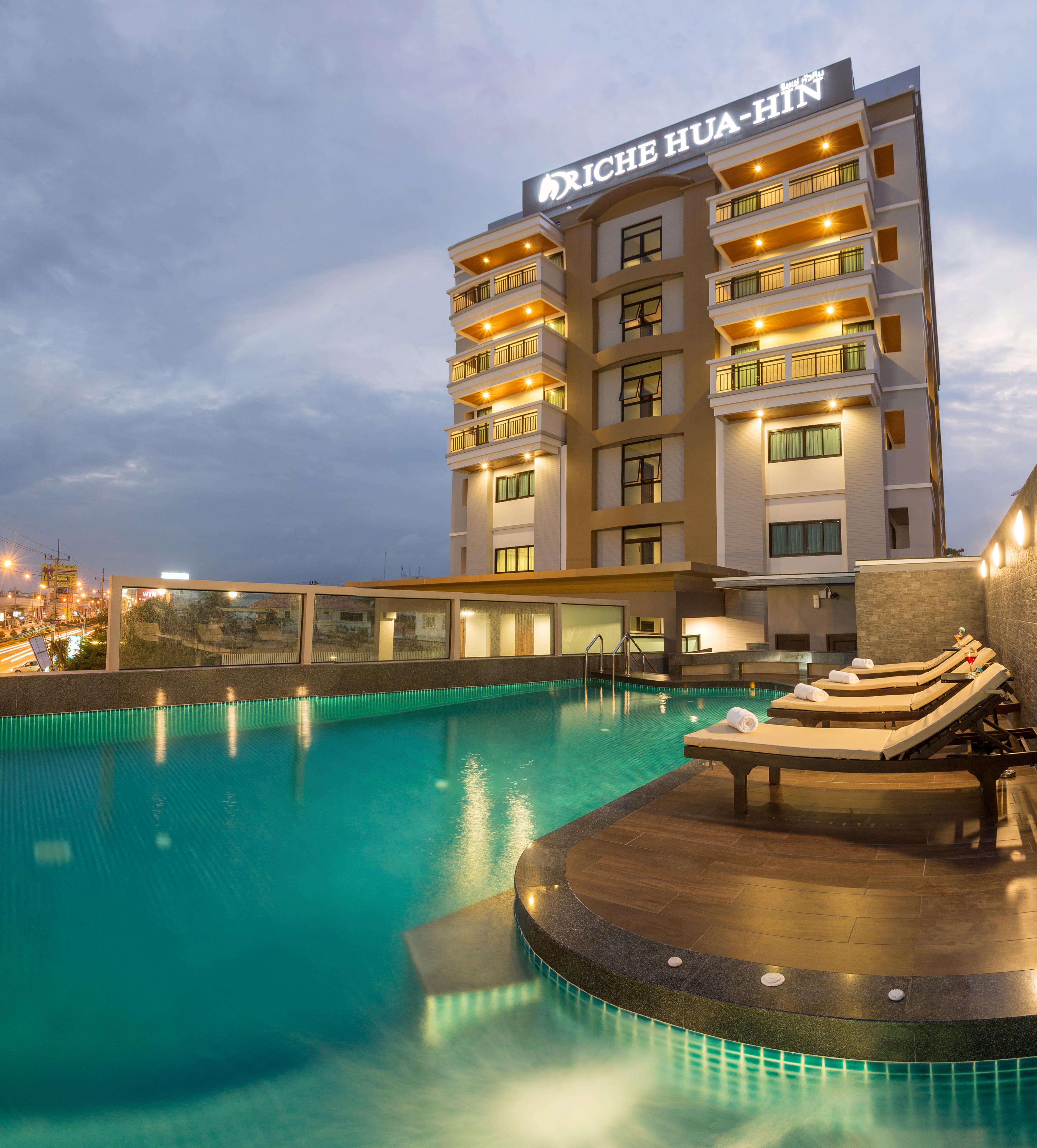 Riche Hua Hin Hotel - Sha Plus Extérieur photo