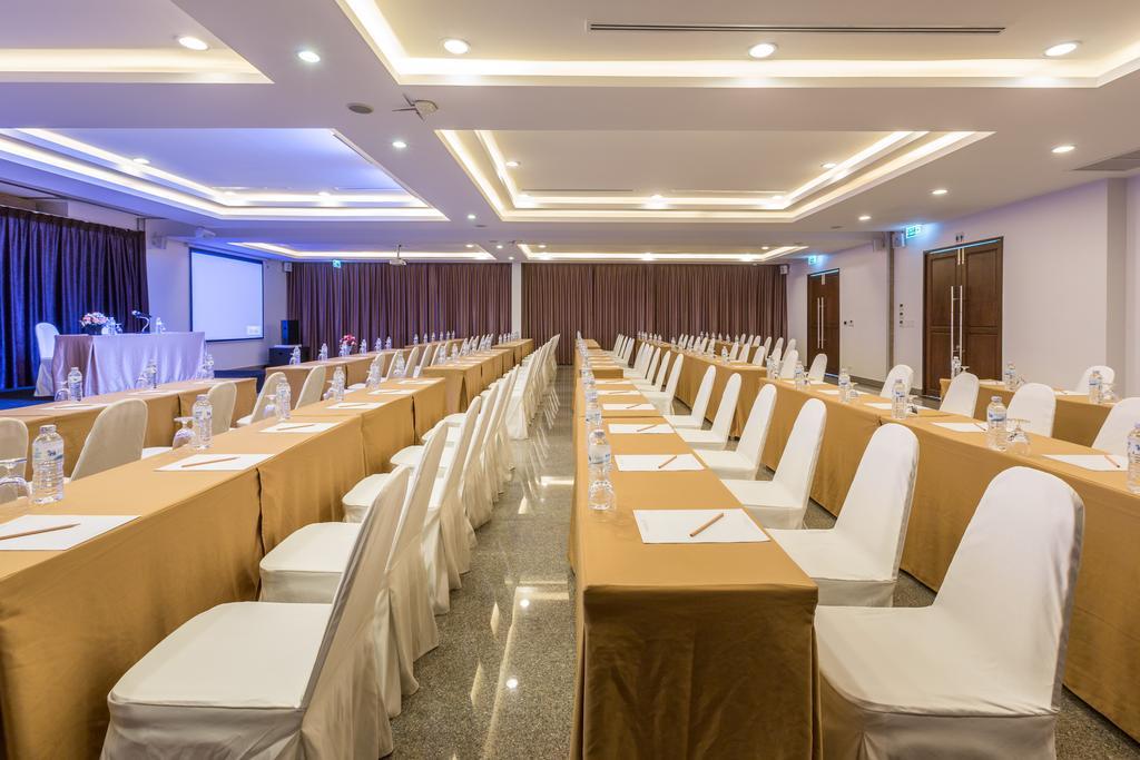 Riche Hua Hin Hotel - Sha Plus Extérieur photo